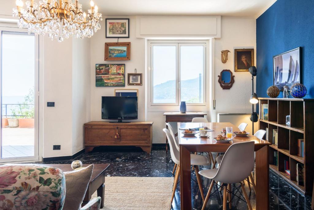 Rapallo Apartment | Azzurro Giuliana Apartment