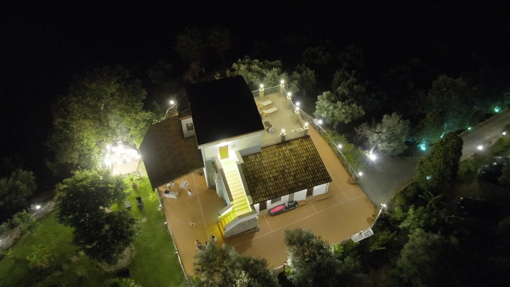 Gizzeria Bed & Breakfast | B & B Casale Calabria
