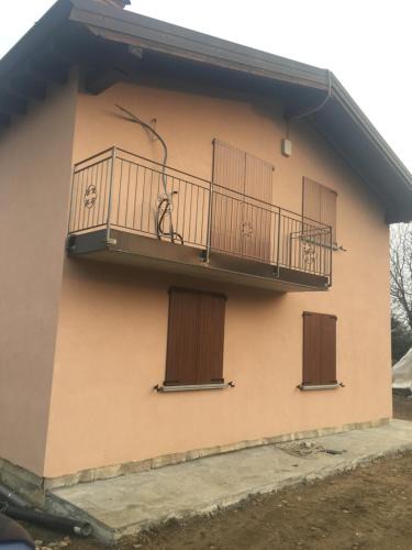 Casteggio Bed & Breakfast | B & B Lmc LA MADONNINA CHALET