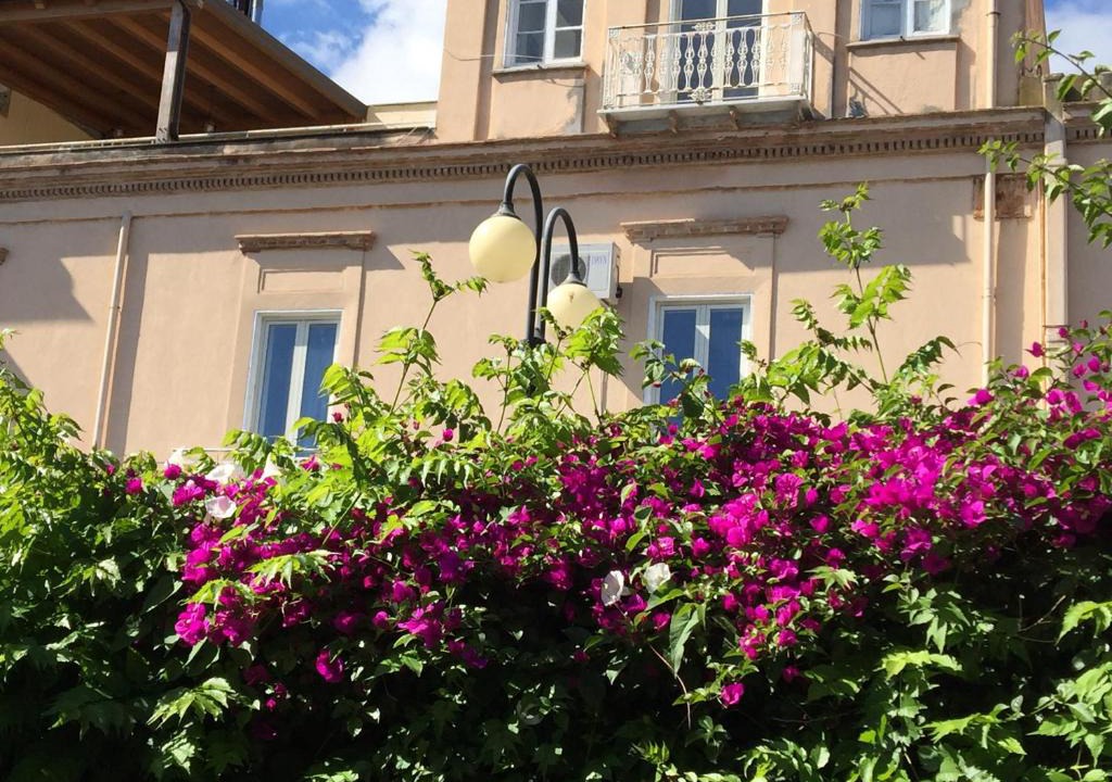 Marina di Patti House | B&B Rosita