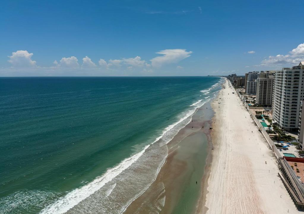 River Ridge Estates House | Beachfront 4 Bedroom 4 Bath with Huge Deck Wifi