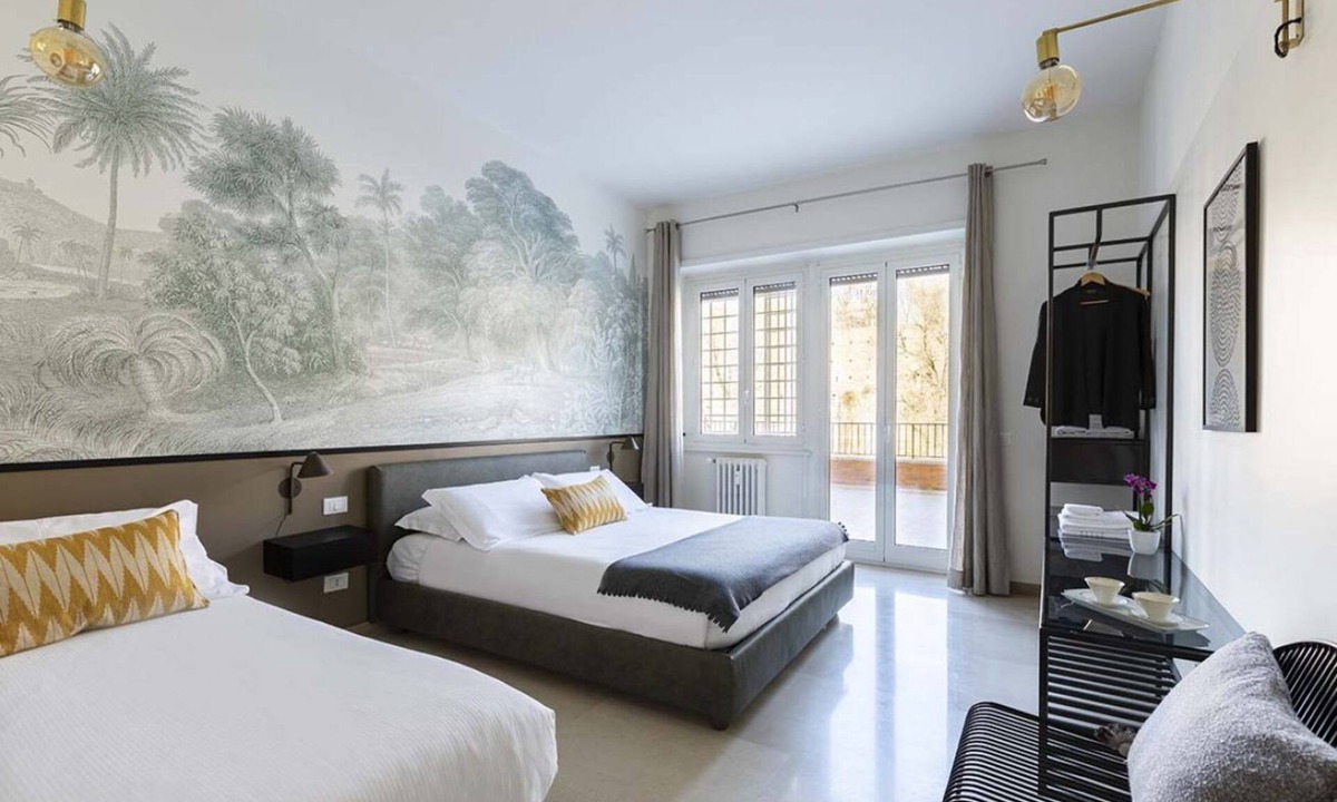 Aventine Apartment | Beautiful Apartment for 12 in Central Rome