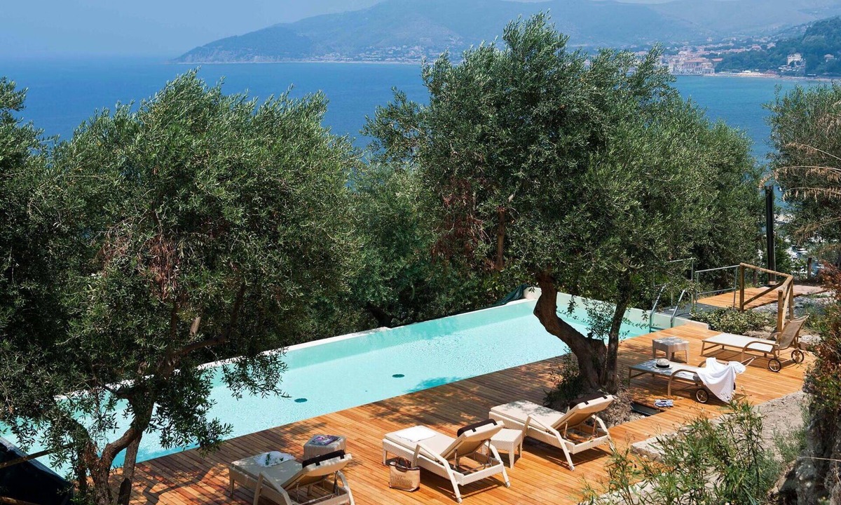 San Marco di Castellabate Villa | Beautiful private villa for 18 guests with A/C, private pool, WIFI, TV and terrace