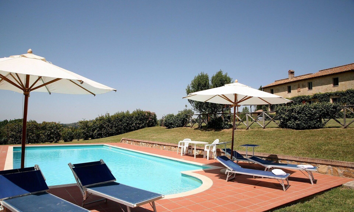 Montoro Villa | Beautiful private villa with private pool, WIFI, TV, patio, pets allowed and panoramic view