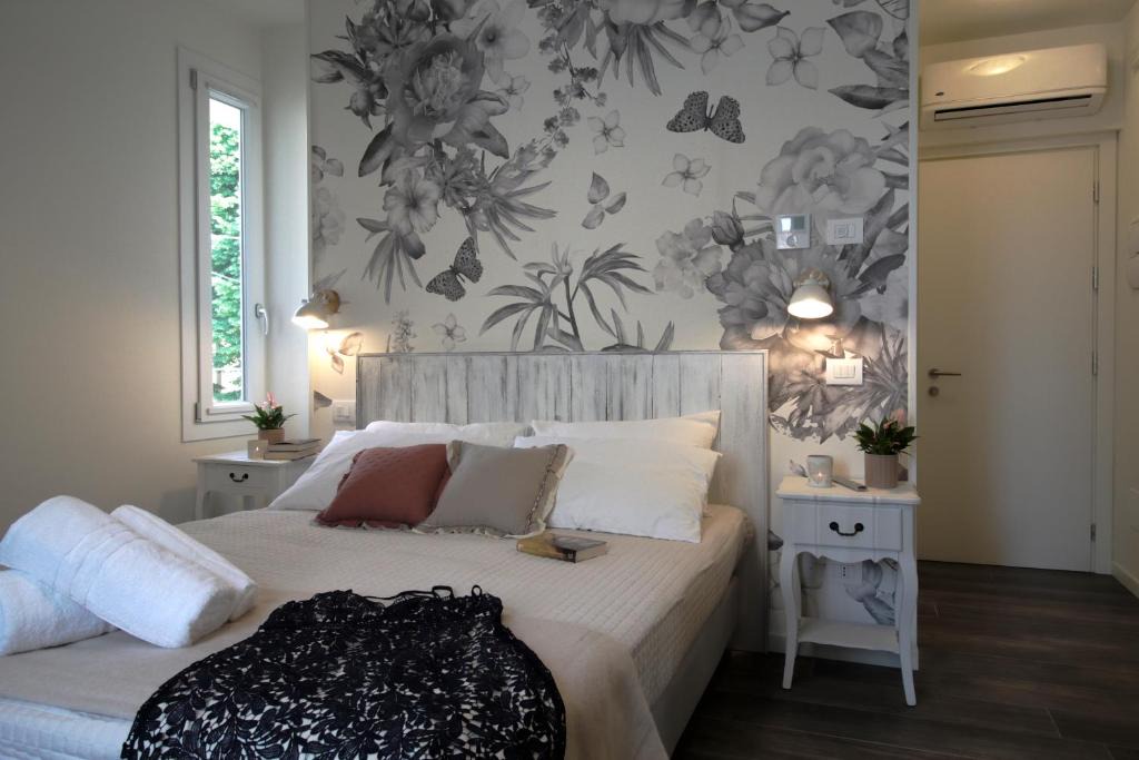 Reggio nell'Emilia House | Bed & Basta City