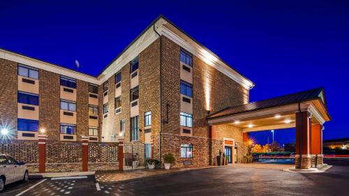Pineville Hotel | Best Western Plus Pineville-Charlotte South