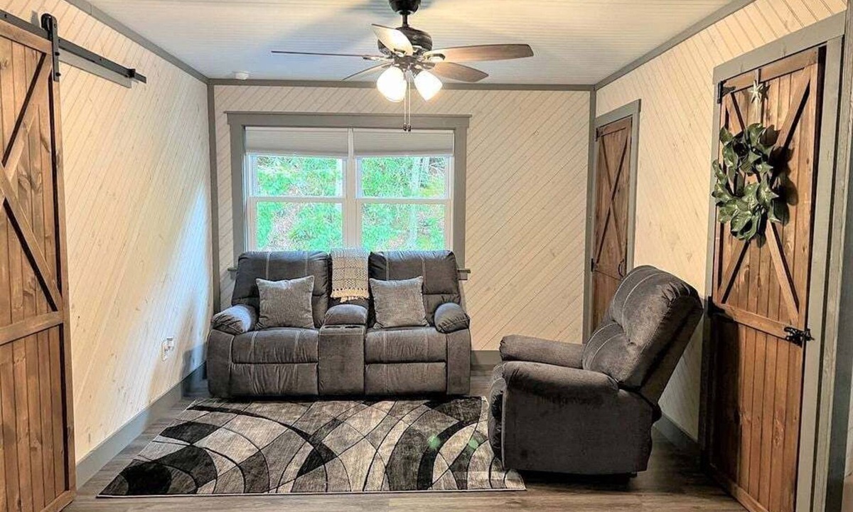 Tylersville House | Blitz Hollow Retreat Apt. near Trophy Fishing