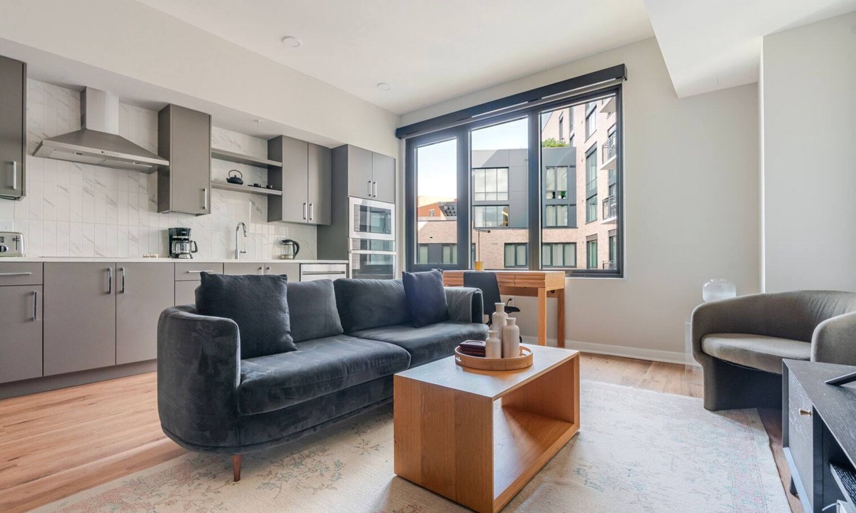 Clarendon Apartment | Blueground | Lyon Village, pool, nr Arlington Cemetery