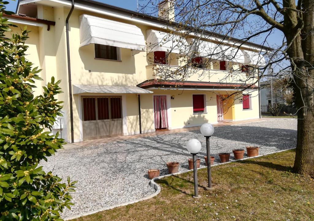 Ponzano Veneto House | Borgo Barucchella