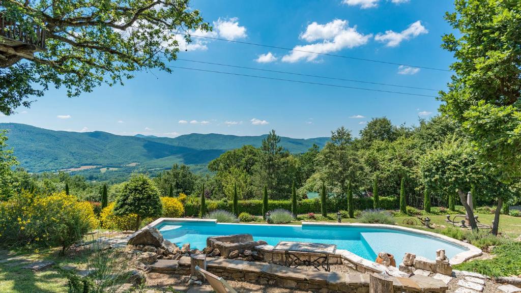 Ciciano Villa | BORGO PARADISO 4&2, Emma Villas