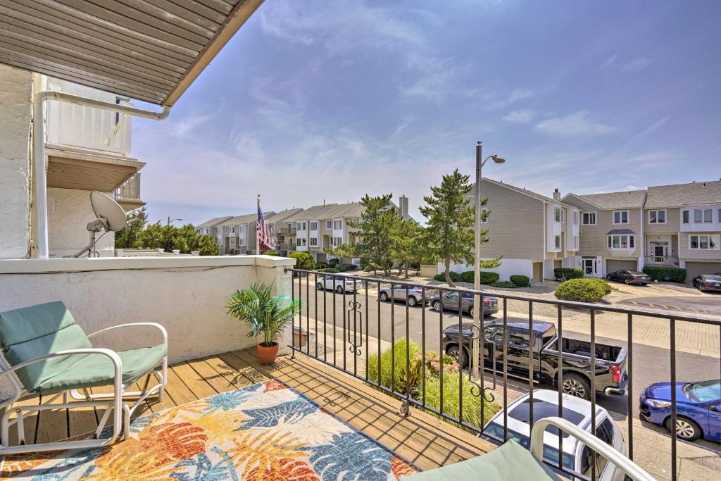 Southend House | Brigantine Retreat w/Balconies - Walk to Beach!