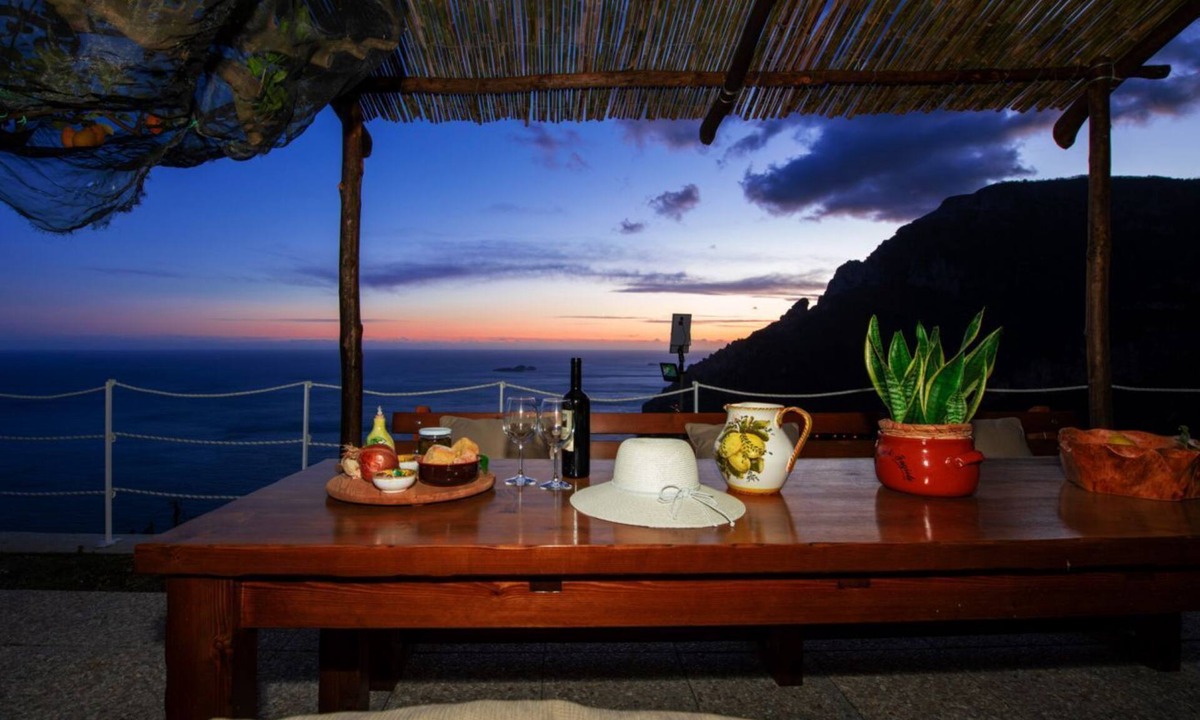 Montepertuso Apartment | Casa Barba Positano breathtaking views & breakfast