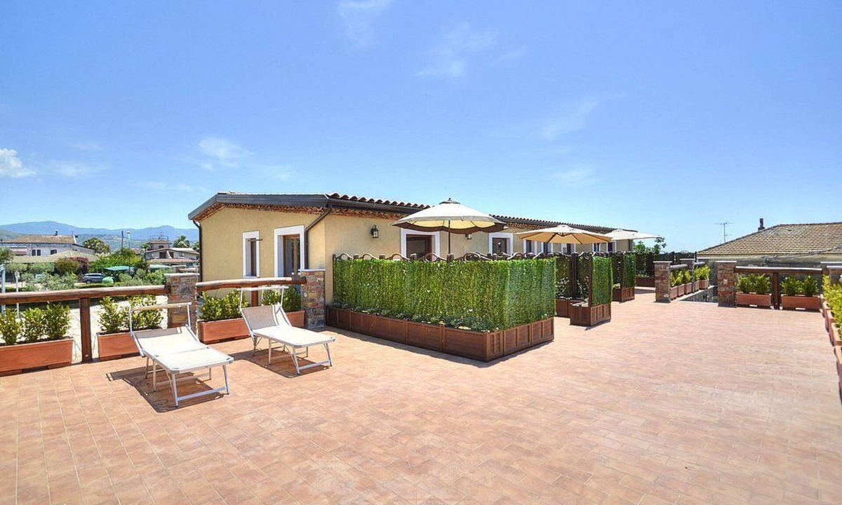 Marina di Casal Velino House | Casa Biancolilla D: A welcoming apartment situated at a short distance from the beach, with Free WI-FI.