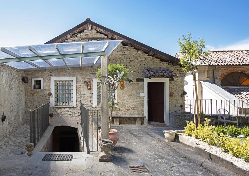 Santo Stefano Belbo Apartment | Casa Cecilia