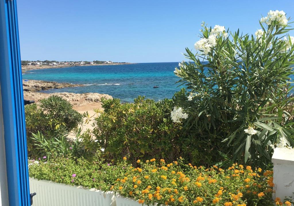 Marina di Mancaversa House | Casa Direttamente sul mare