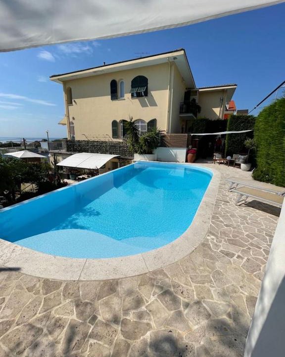Albissola Marina Apartment | Casa Milena elegante dimora con piscina privata