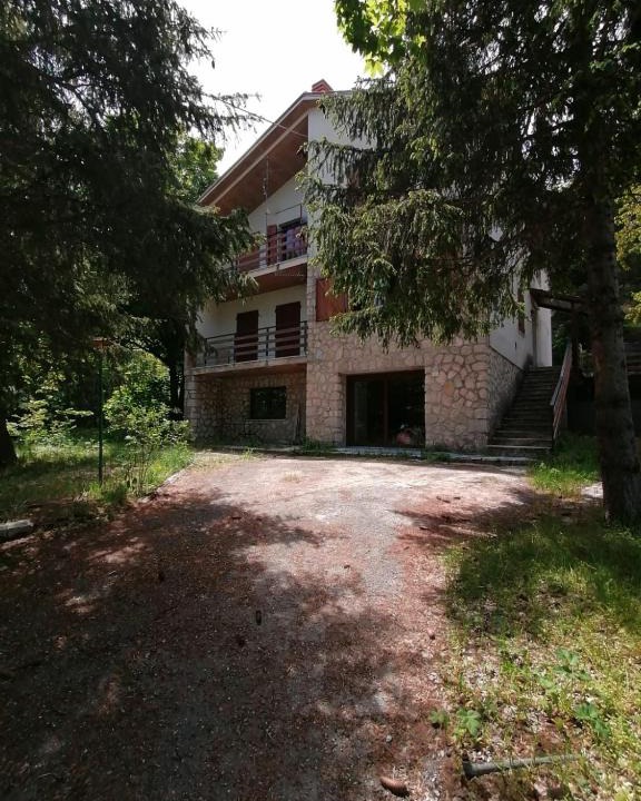 Rocca di Cambio Apartment | Casa singola in villa