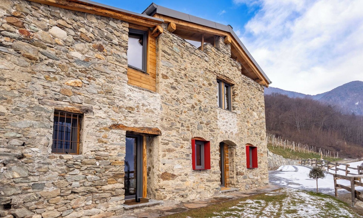 Ronco House | Casa Ulme' by Interhome