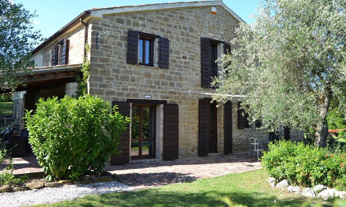 Pergola Villa | Casale in Pietra con Piscina
