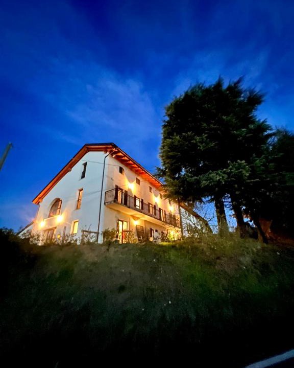 Rocchetta Palafea Bed & Breakfast | Cascina Malinverni