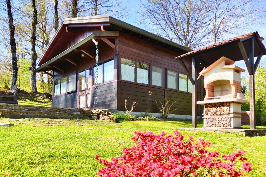 Ventasso House | Case Vacanze Giarola