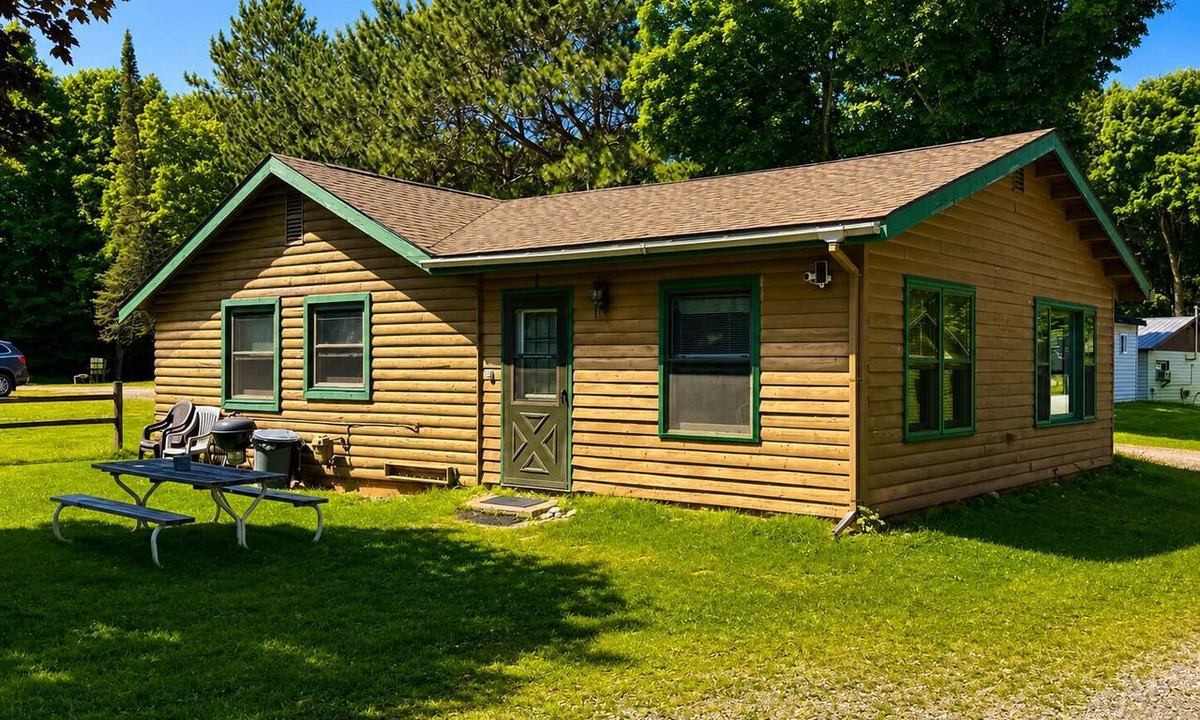 Butternut House | Cedar Cove Cabin 1
