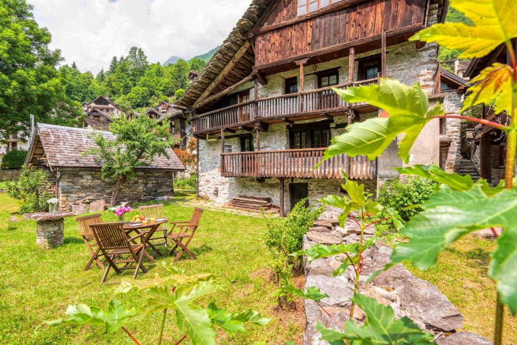 Ceppo Morelli House | Chalet Case delle lobbie
