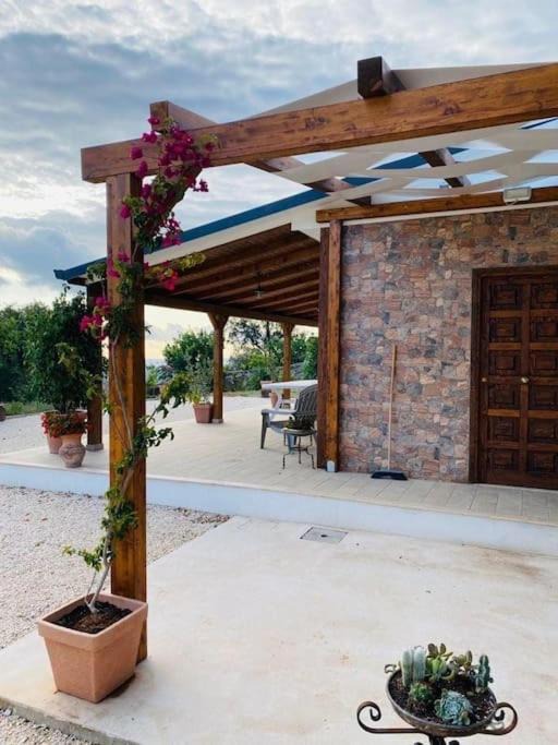 Partanna Ski Chalet | Chalet in campagna
