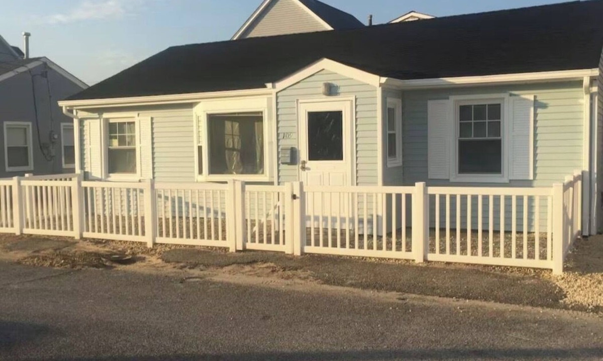 Lavallette House | Charming 4-bedroom, 2-bath getaway to Lavallette's pristine beach.