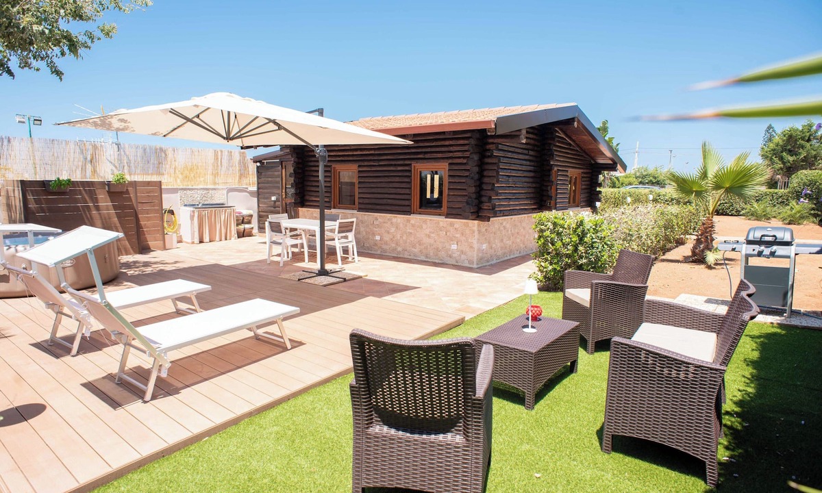 Isola delle Femmine Ski Chalet | Charming Chalet a few steps from the sea, equipped with all amenities.