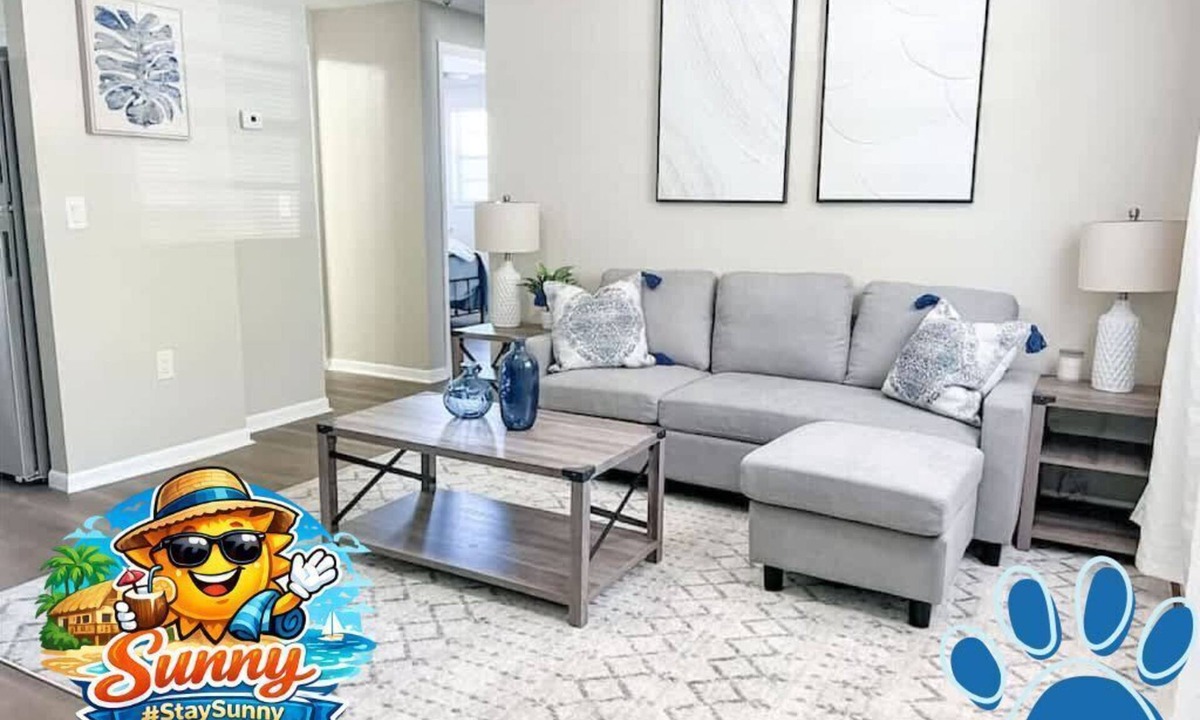 Zephyrhills House | Charming Duplex in Zephyrhills! 🌴