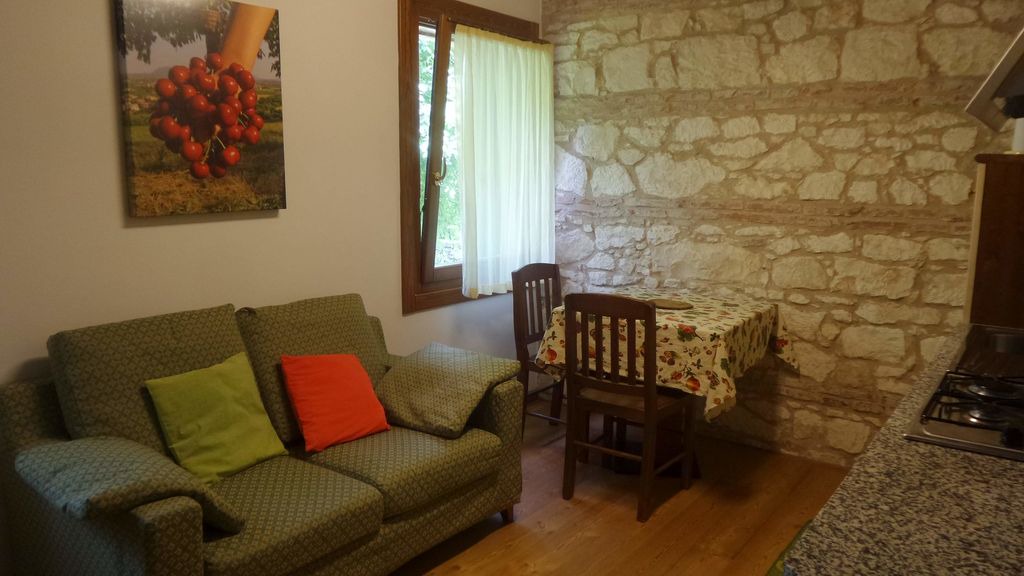 Longare Apartment | Ciliegi apartment with one bedroom and one bathroom on the first floor (apartment 4)