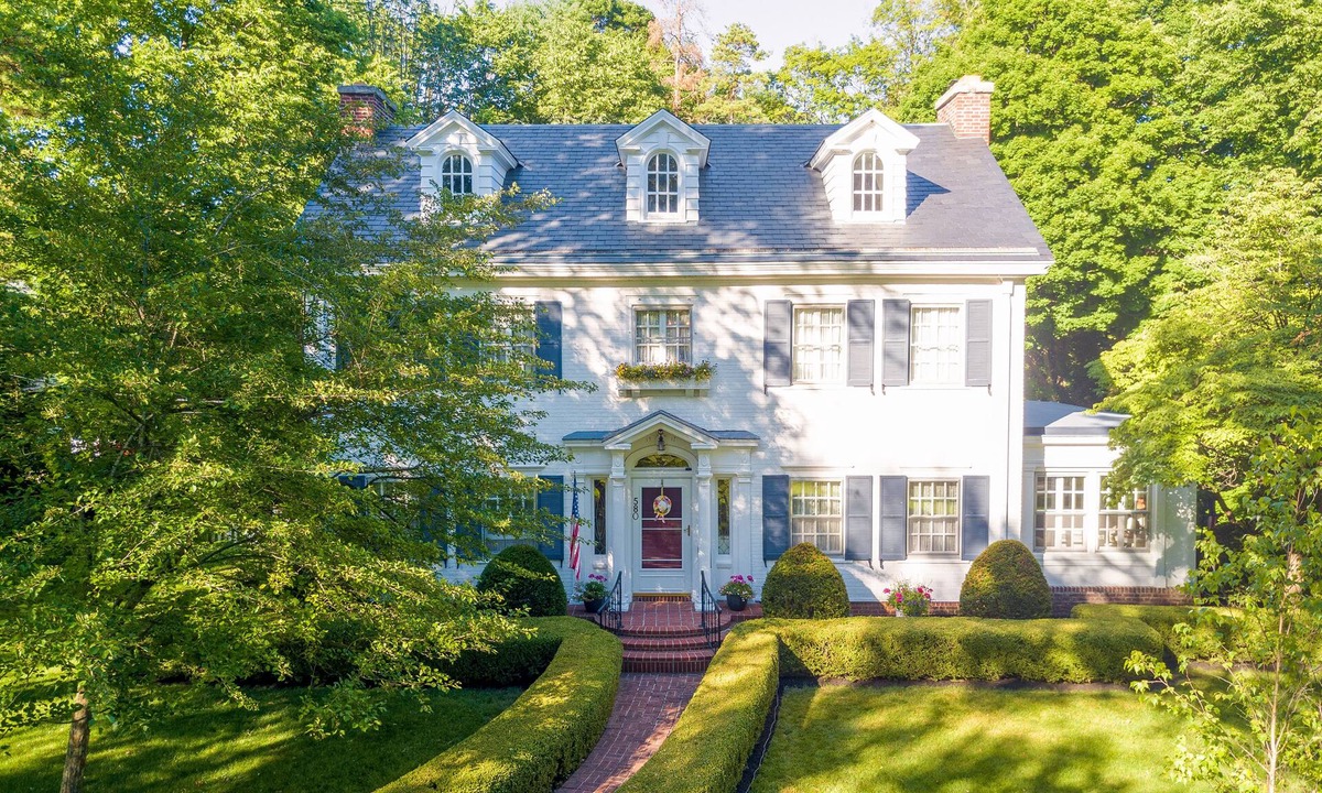 Sidney House | Colonial Home on Wooded Lot
