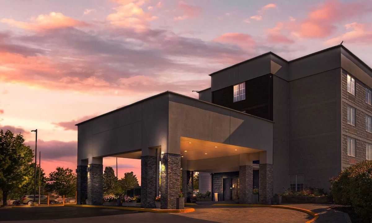Pottstown Hotel | Comfort Inn & Suites Pottstown Eastern Gateway