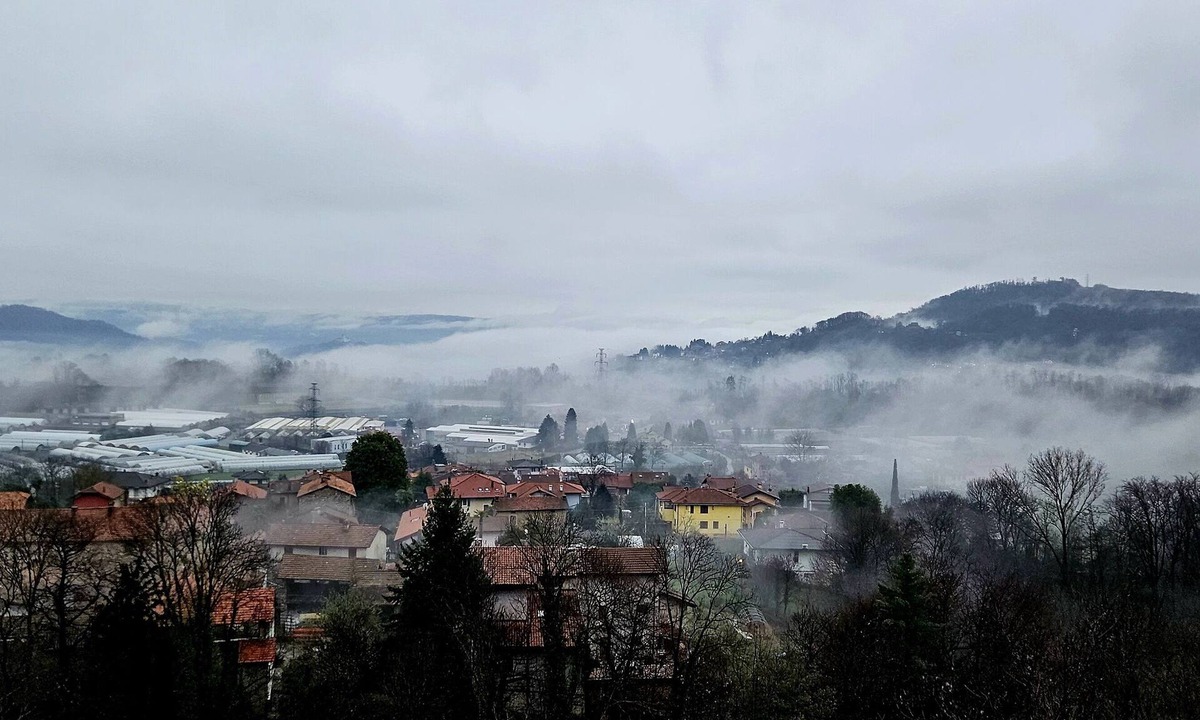 Tapigliano Apartment | Cozy 1-bedroom apartment with WiFi, AC in lovely Nebbiuno
