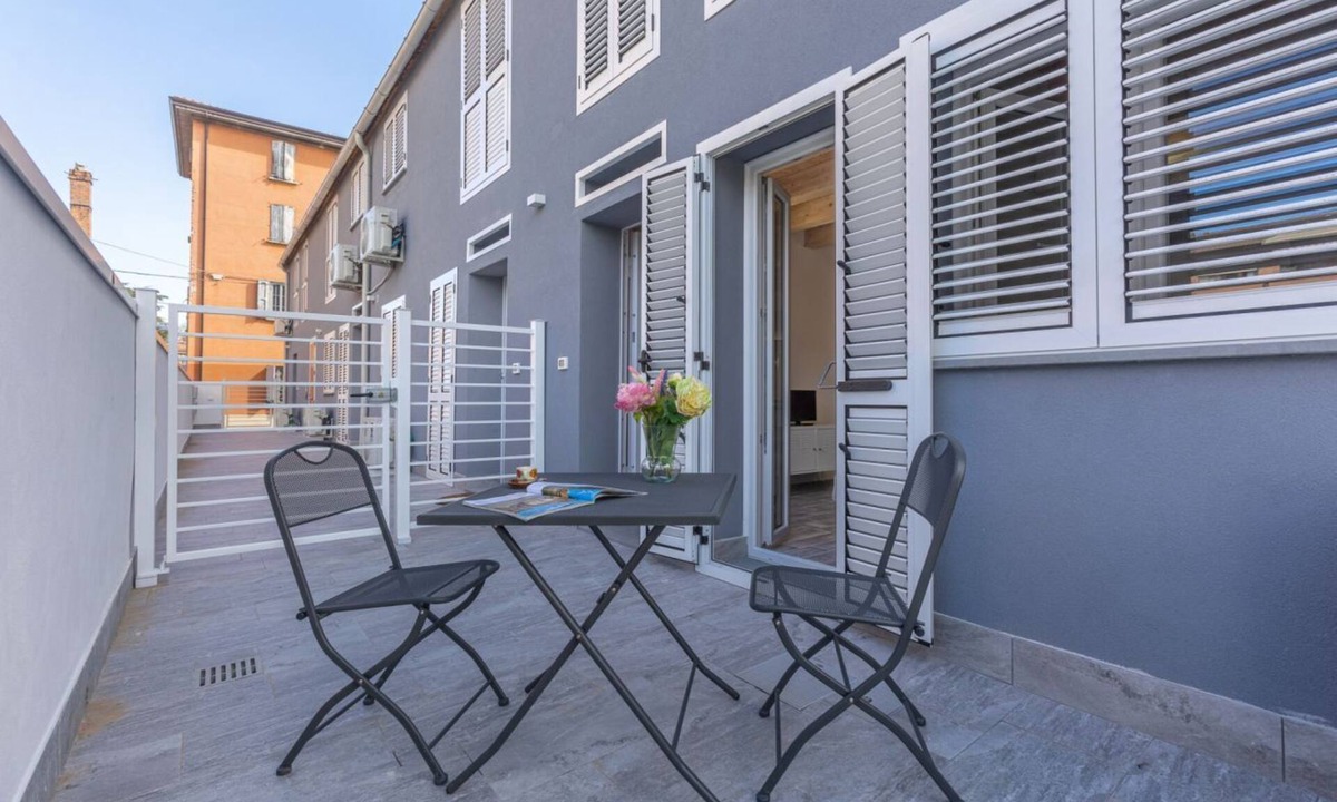 Province of Bologna Apartment | Cozy apartment equipped with all comforts to accommodate up to 3 people, including an outdoor patio where you can enjoy pleasant moments of relaxation. The accommodation is located in the Borgo Panigale district, a very quiet residential area, a few step