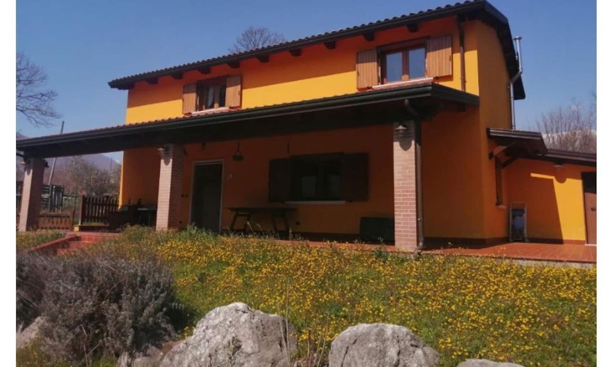 Cusano Mutri House | Cusano Mutri