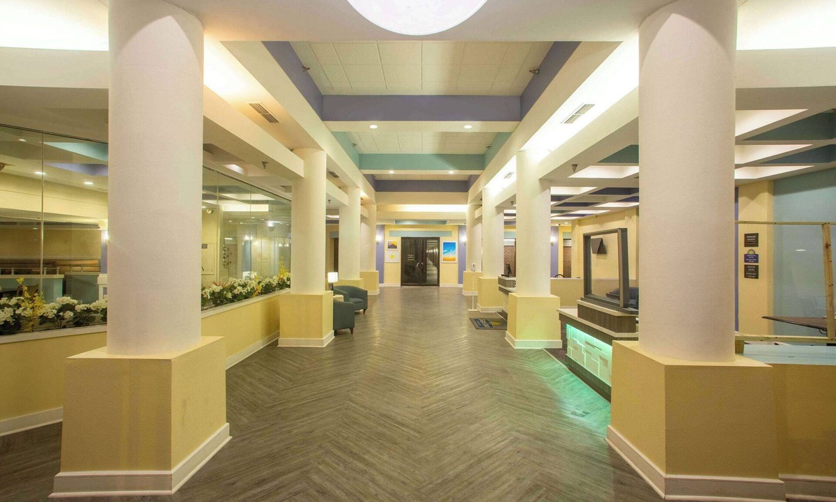 Mobile Hotel | Days Inn by Wyndham Mobile I-65