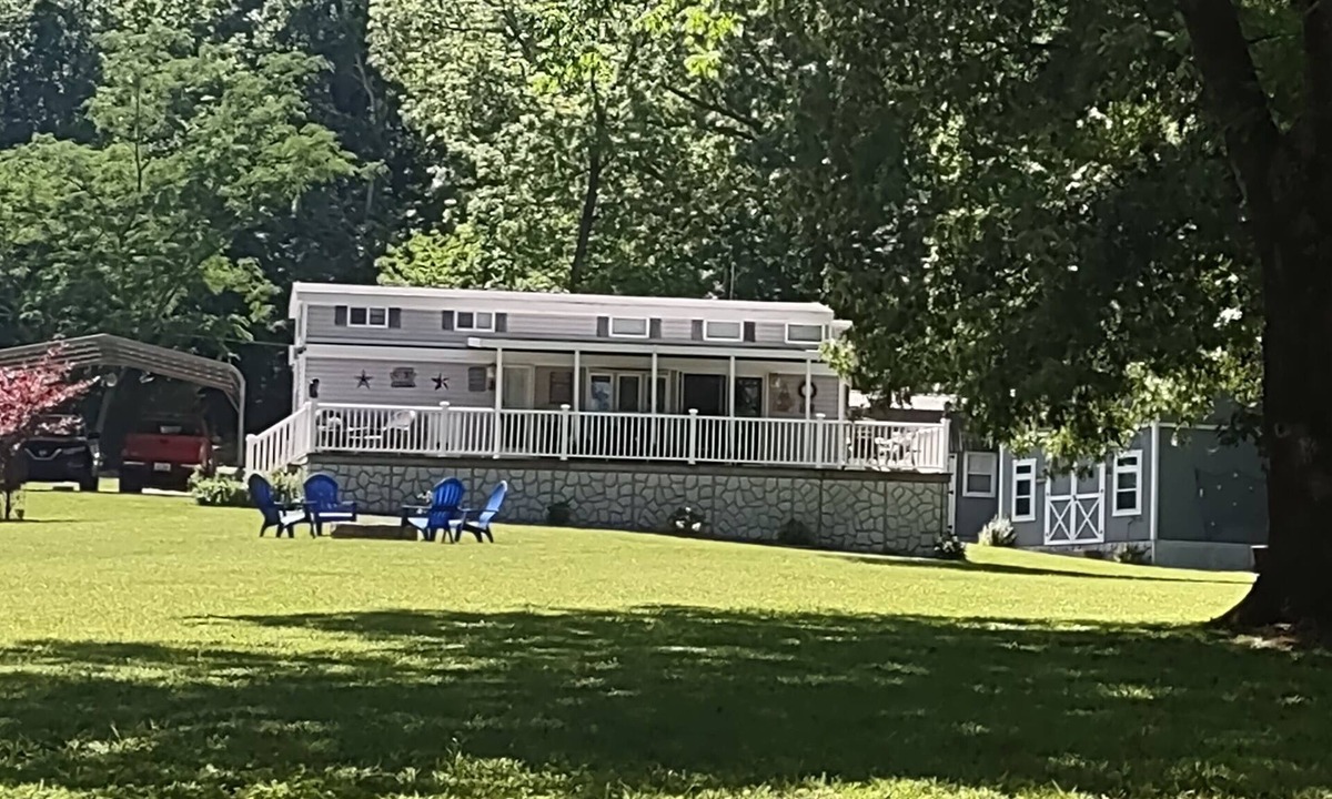 Cadiz Cottage | Direct waterfront property! End of Summer Discount! Check it out!