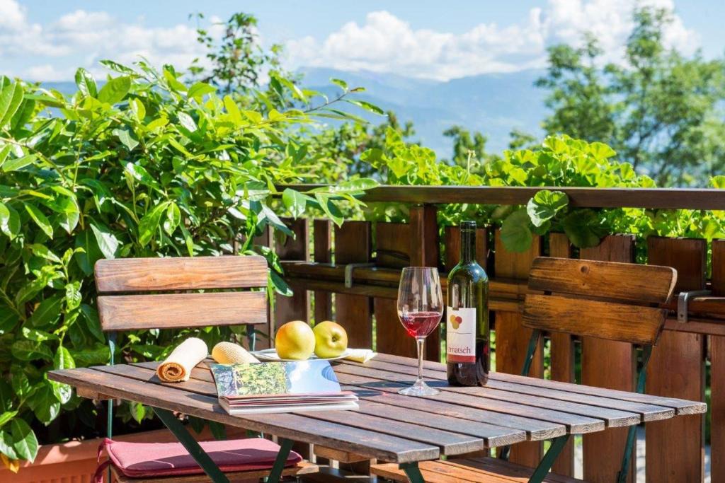 Caldaro Sulla Strada del Vino House | Dissertorihof