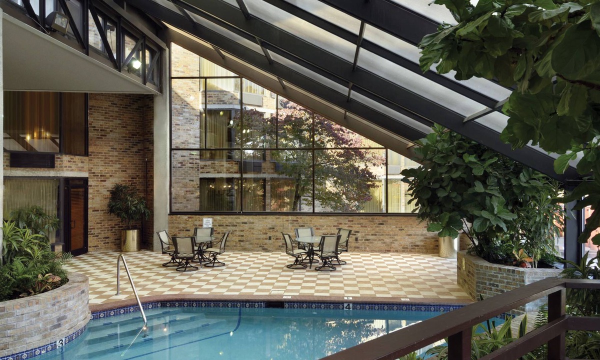 Johnson City Hotel | DoubleTree by Hilton Hotel Johnson City