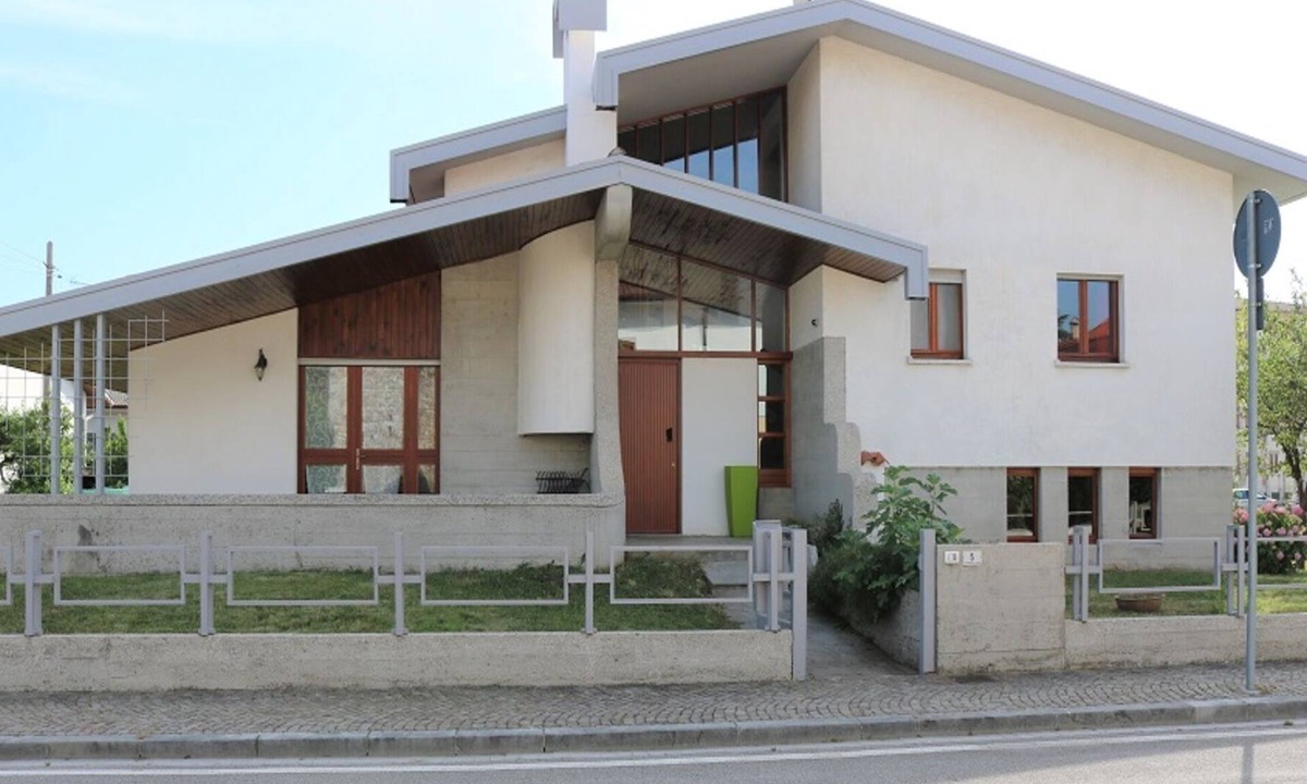 Cividale del Friuli Villa | Elegant Villa with Garden, Attic room and a Stunning Staircase by Beahost