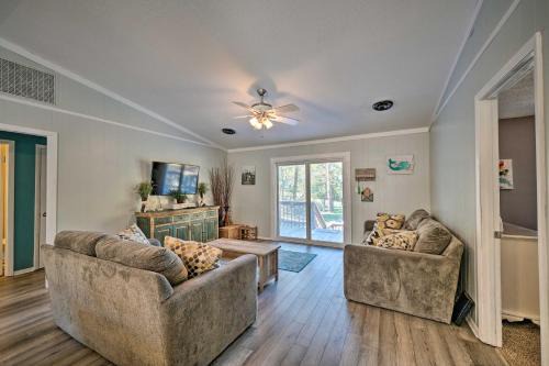 Emerald Isle House | Emerald Isle Escape: Walk to Ocean