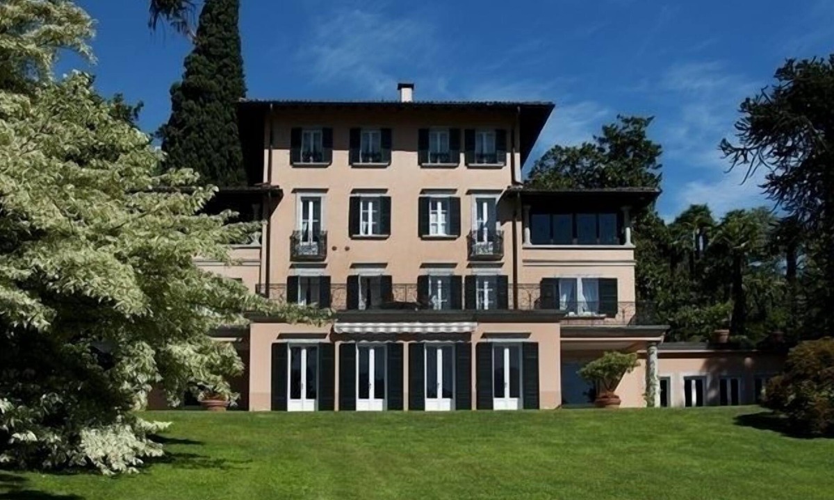 Santa Maria - Rezzonico Villa | Estate rental Lake Como