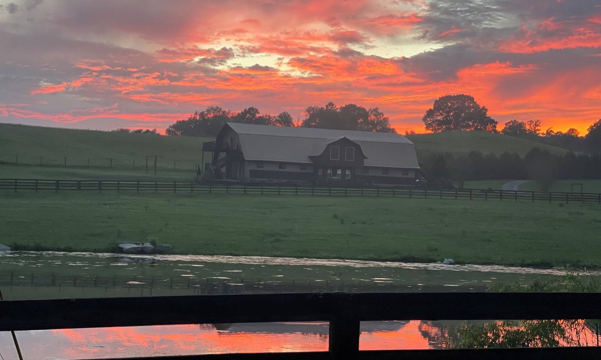 Culleoka House | Experience rural charm in our Culleoka Farmstay