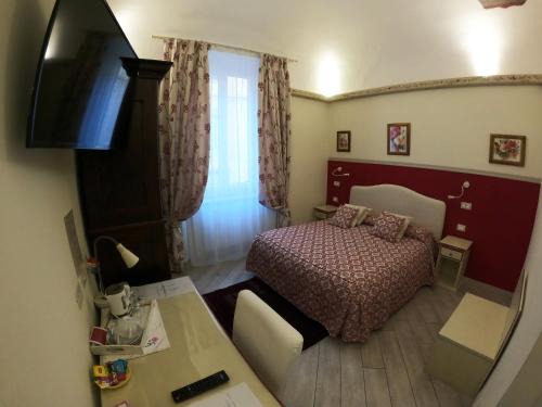 Sant'Antonio Bed & Breakfast | Five Roses Bed & Breakfast
