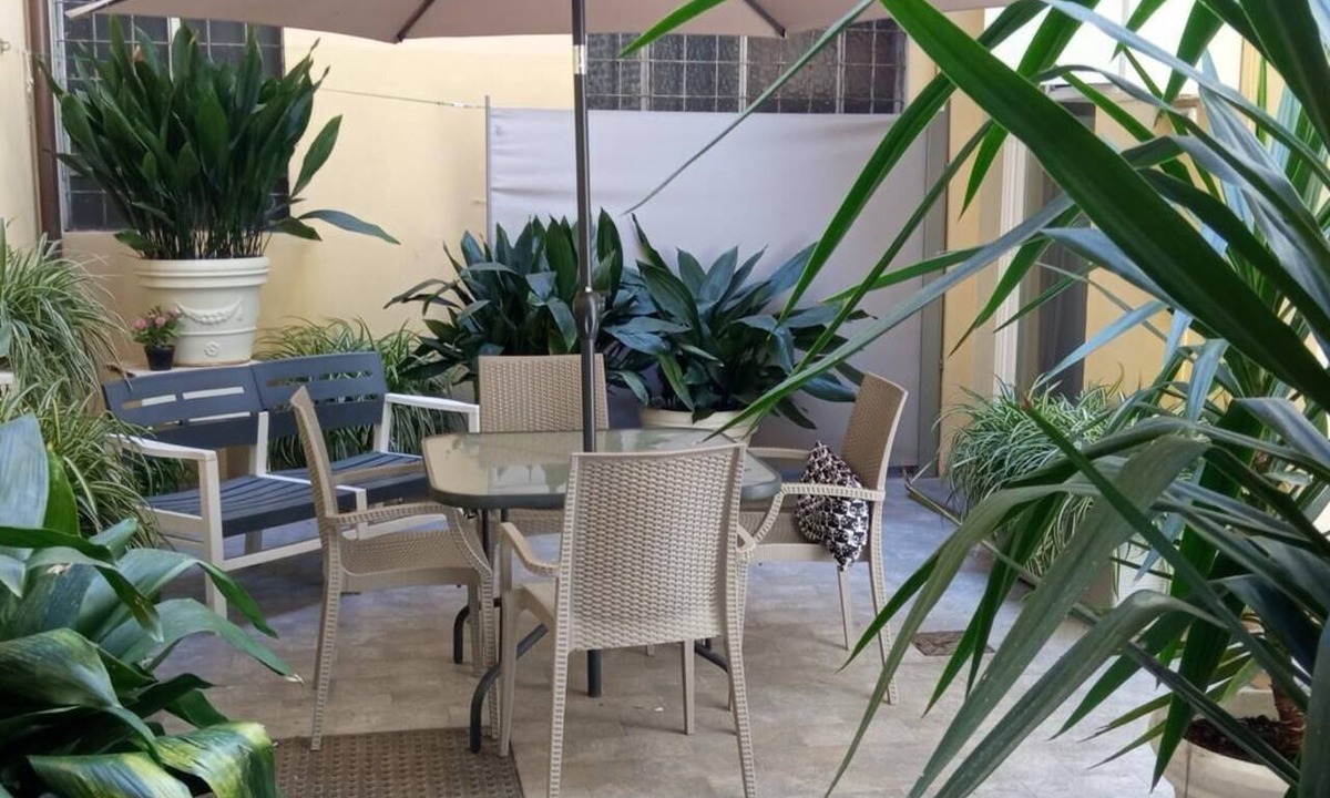 San Lorenzo Apartment | Florence Historic Center | Private Courtyard | Walk to Everything, WIFI, AC