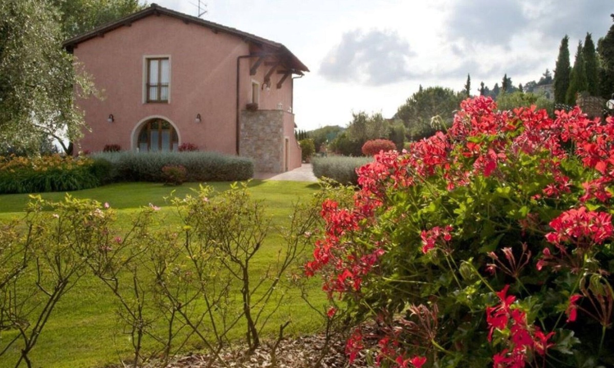 Gambassi Terme Apartment | Four leaf clover - Salvia (4 + 2)