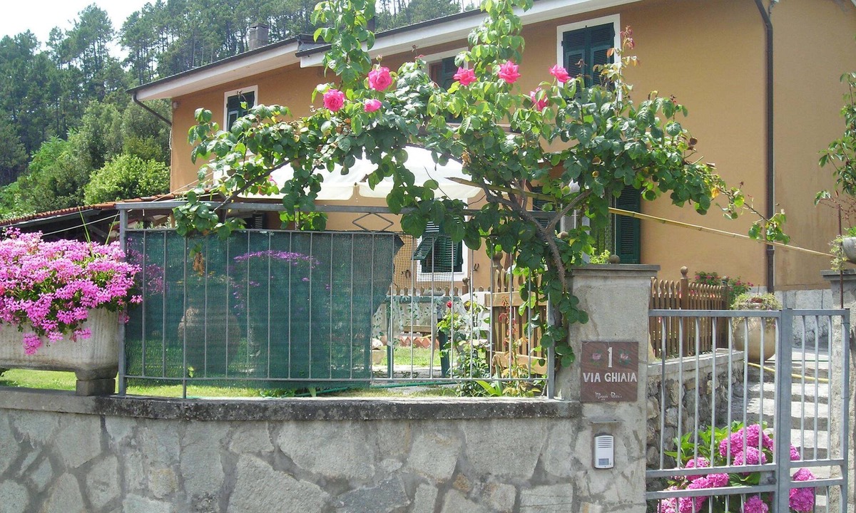 Ca Miro Apartment | Friendly Sea HOlidays House garden, sun, relaxation, peaceful, cod. 011 012-LT-0012