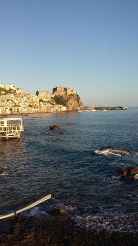 B Chianalea | Scilla